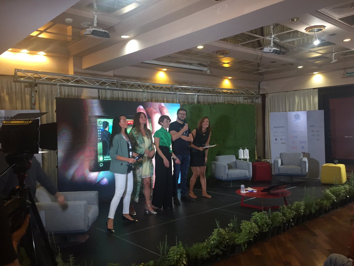 HeroesMaratea's tweet photo. Le prime premiazioni qui ad #heroes2017! Waiting for #heroesprize https://t.co/3clmb2qtB2