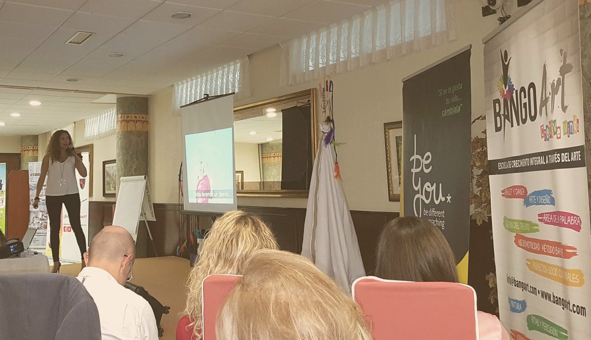 Olguigu's tweet photo. #GraciasCoaching en marcha @elenaarnaiz "Todos tenemos un talento" o 2 :)
#Coaching #DesarrolloPersonal #Talento https://t.co/bzBpnDFeZj