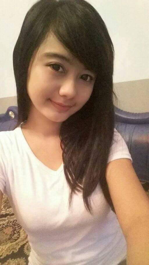 Bangun tidur, mau makan nasi nya abis lagi