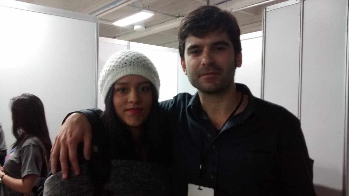 lauralenis1's tweet photo. En compañía de Jesús Lavin después del Massterclass. ¡Gran compositor! #BogotaSIGGRAPH  #Col40Animacion https://t.co/Nv4cJLMXGI