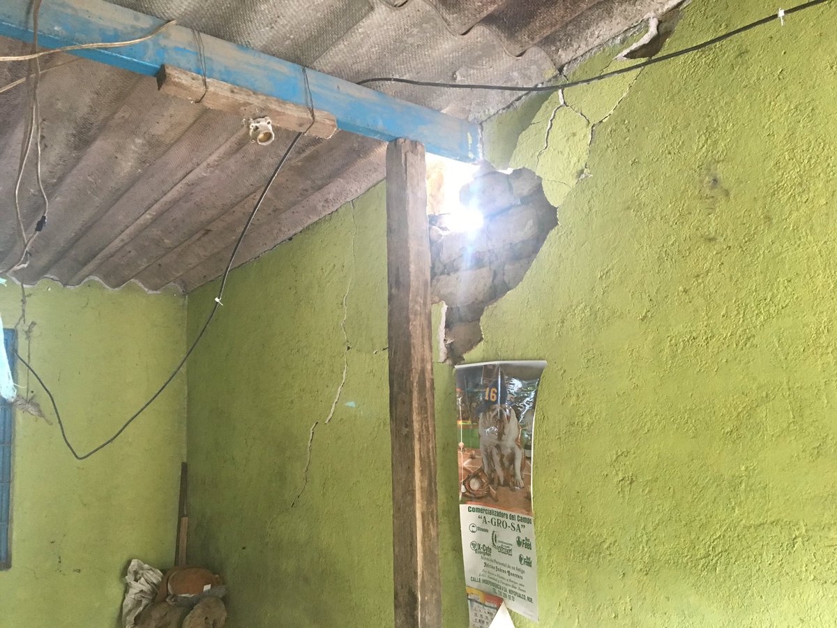 Tatis_tvs_'s tweet photo. Entrega de despensas en Morelos #IEXGroup #FuerteMéxico https://t.co/TIr3VN7v5p