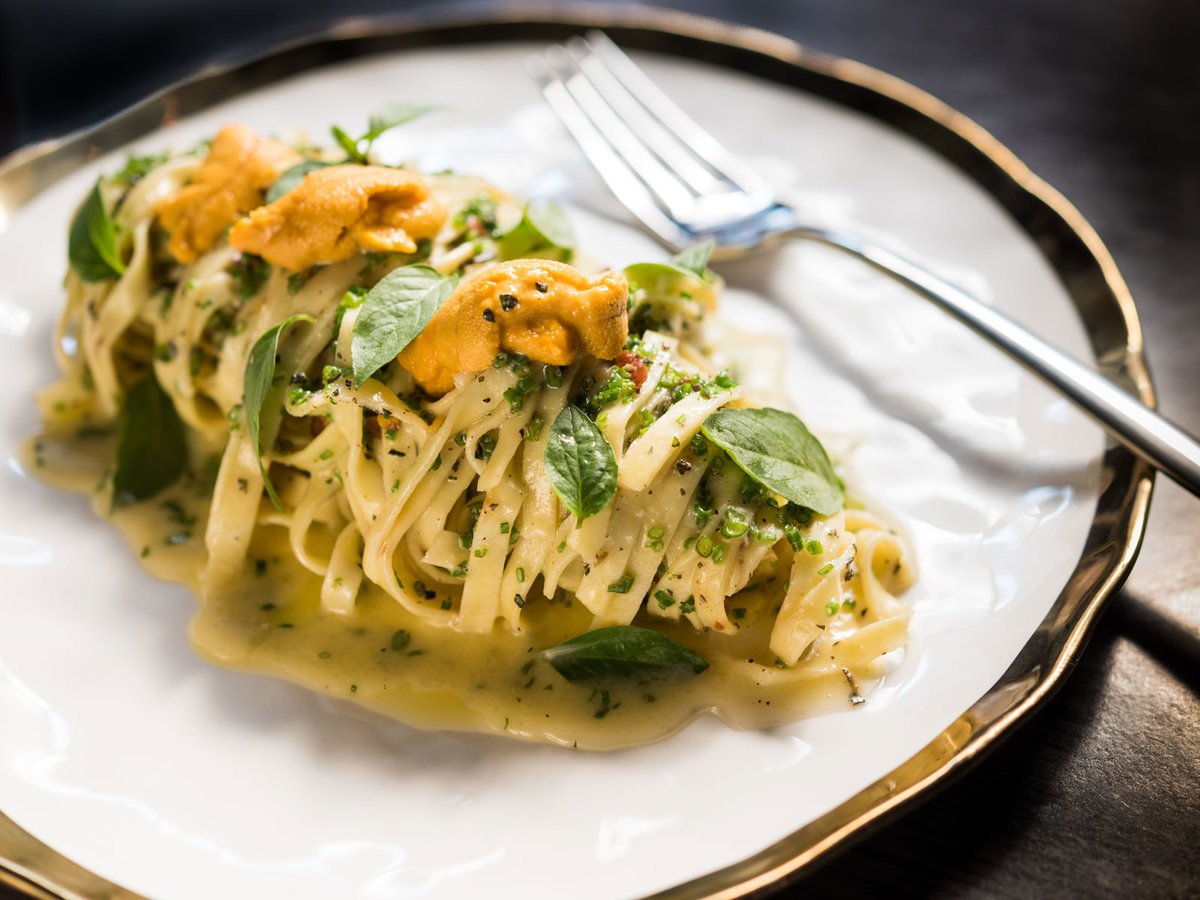 Bresca, one of Washington, D.C.'s most anticipated new restaurants, opens today: trib.al/dTaK0Dr