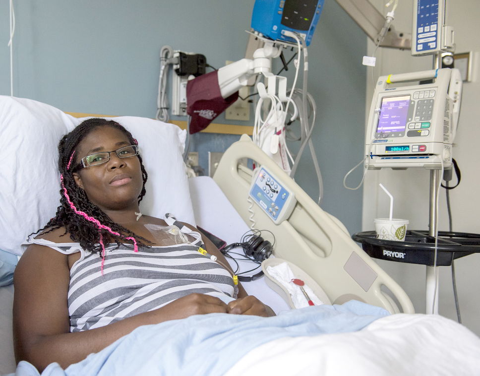 À PARTAGER | Une mère de trois enfants a besoin d’un donneur pour vivre - tvanouvelles.ca/2017/09/23/une…