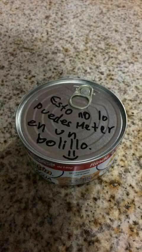 NatalyDuarteGal's tweet photo. Los mexicanos siempre sacando el lado divertido de las cosas jaja https://t.co/tQO7rEeolm