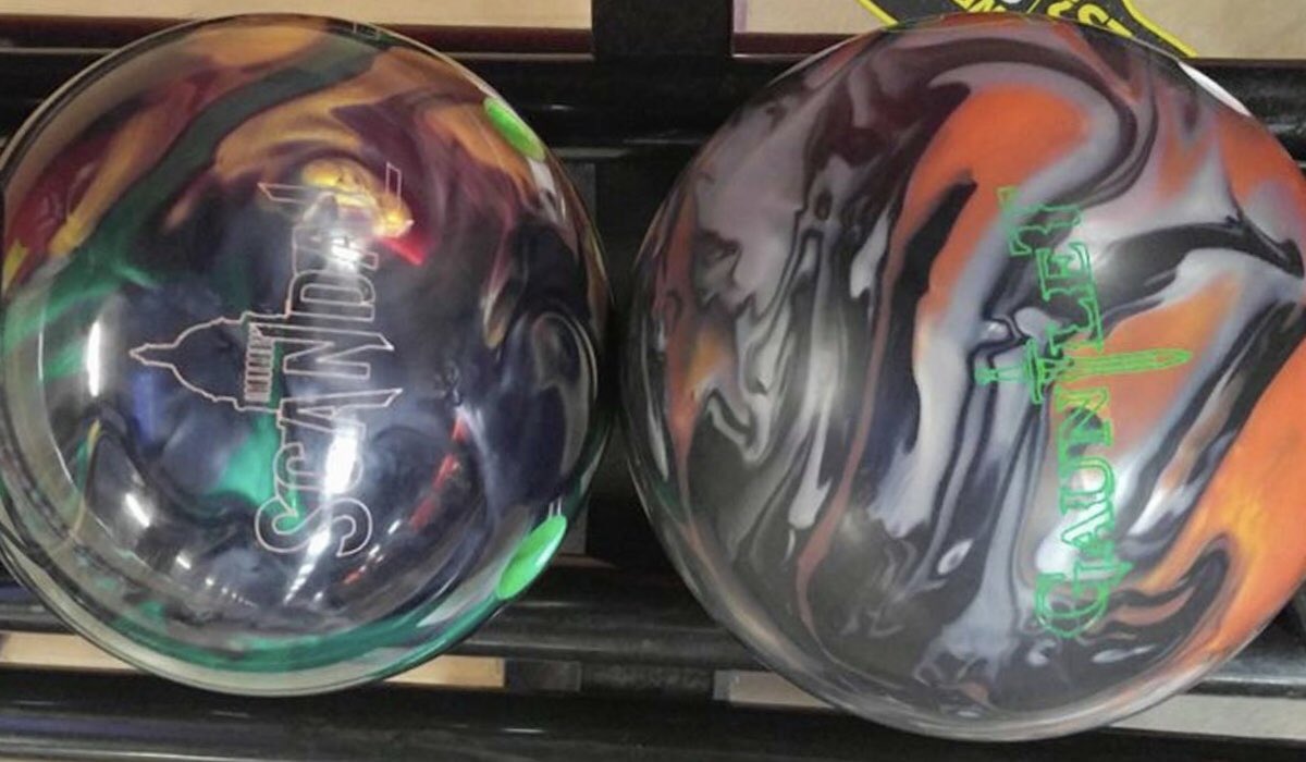 You won't find much more power than these 2️⃣ combined. We know you have the Scandal or the Gauntlet in your bag, right! 😉🔨 #HammerBowling