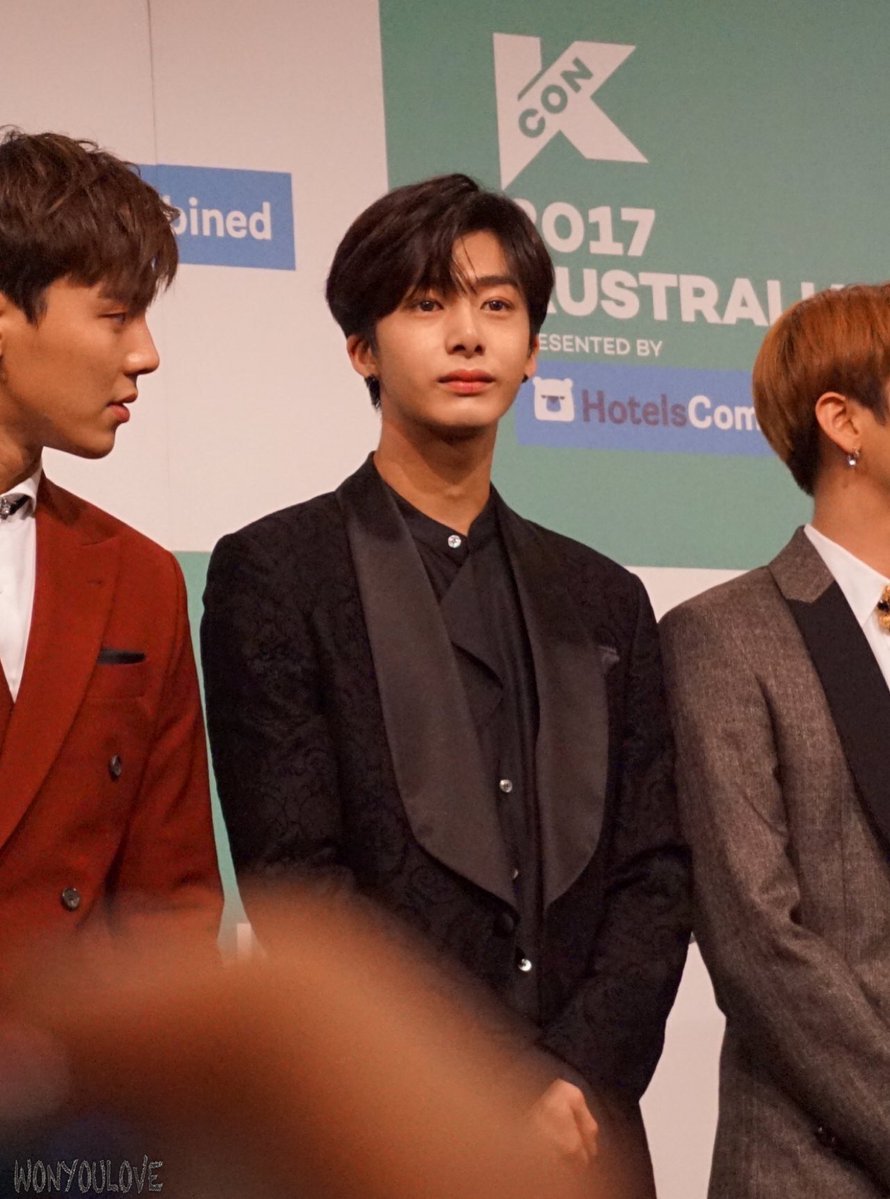 _hyungwonie's tweet photo. 🍒 ╱ ❪ monsta x in kcon australia ❫

⠀ ⠀⠀⠀ ⠀⠀⠀ ⠀⠀⠀ ⠀red carpet pics https://t.co/nidhSdTuPx