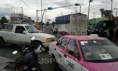 OVIALCDMX's tweet photo. Se restablece la circulación de #AvTexcoco a la altura de Av. Tepozanes, luego de la presencia de manifestantes. https://t.co/irBqyvHjIe
