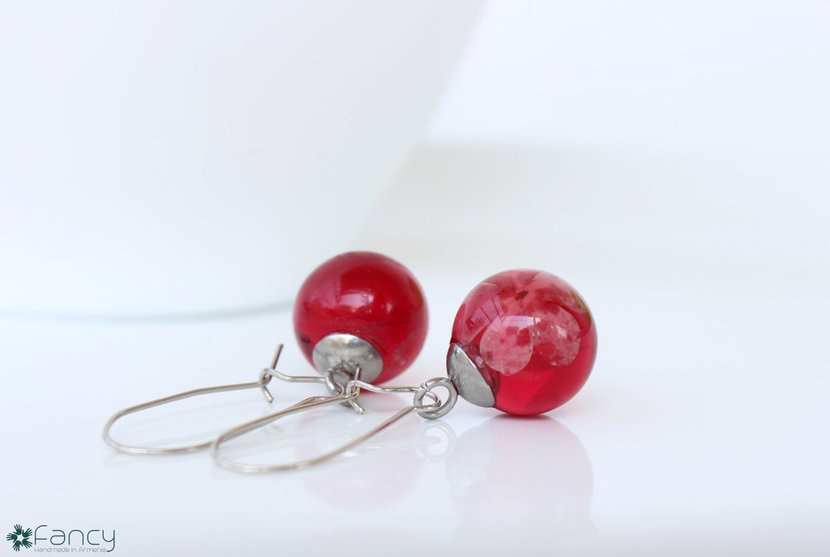 FancyHandmade1's tweet photo. Something red ..
https://t.co/YGndgS9pF4
#etsy #handmade #unique #musthave #earrings #red #photography #etsyshop #jewelry #armenianjewelry https://t.co/VL9Hm2ia7a