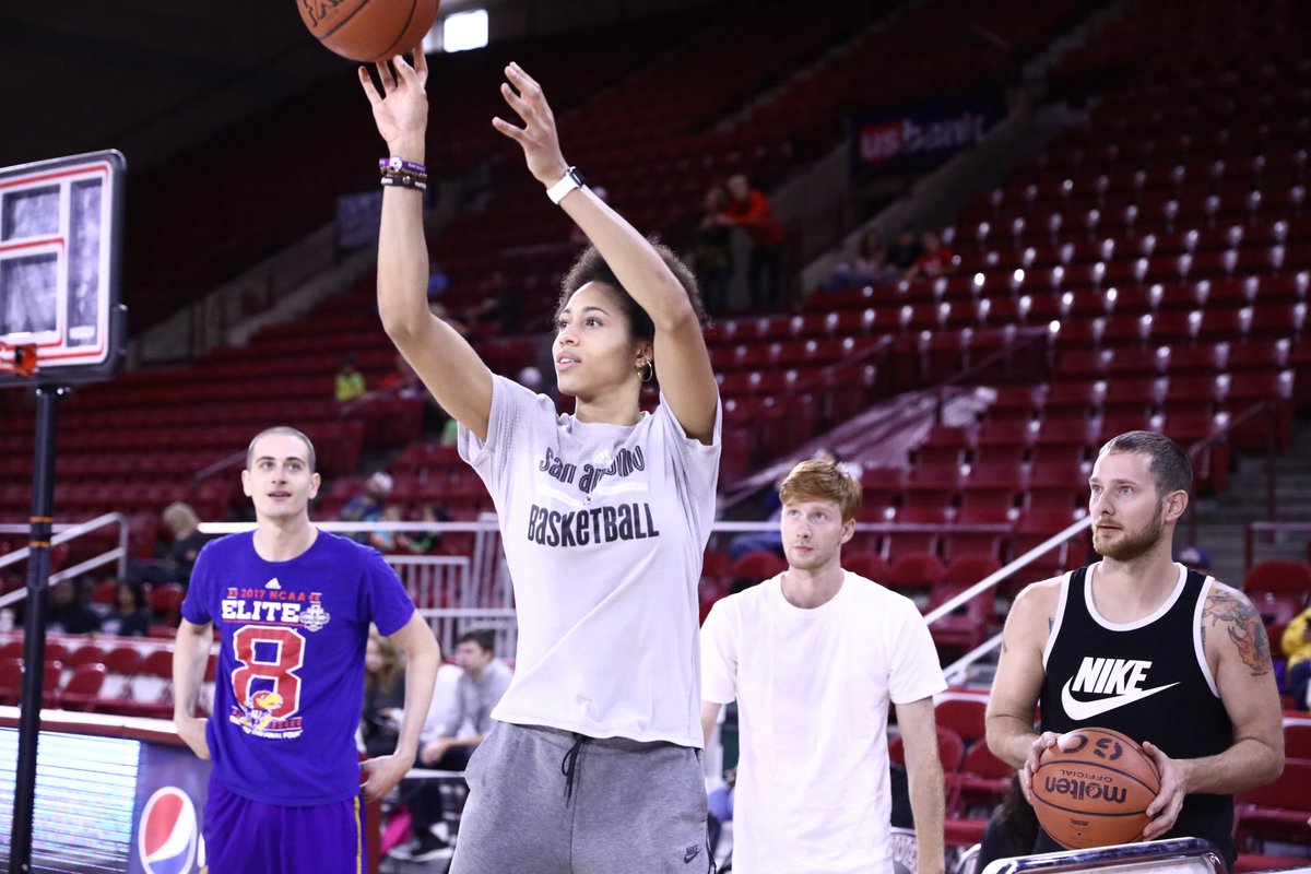 nuggets's tweet image. Isabelle Harrison of the WNBA's San Antonio Stars took part in the shooting contest and spoke about how Lupus has impacted her family.