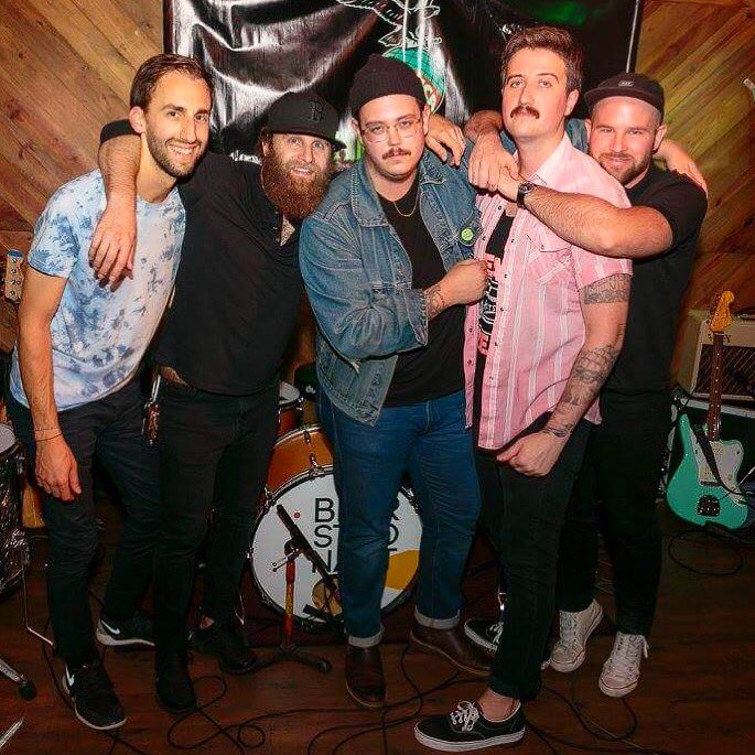 HEY AMERICAN WOMEN COME FLY AWAY WITH  BOSTON'S PREMIERE #LENNY #KRAVITZ COVER BAND TONIGHT AT <a href="/mideastclub/">Middle East Restaurant & Nightclub</a> 🔒🔓7pm 📬📈
