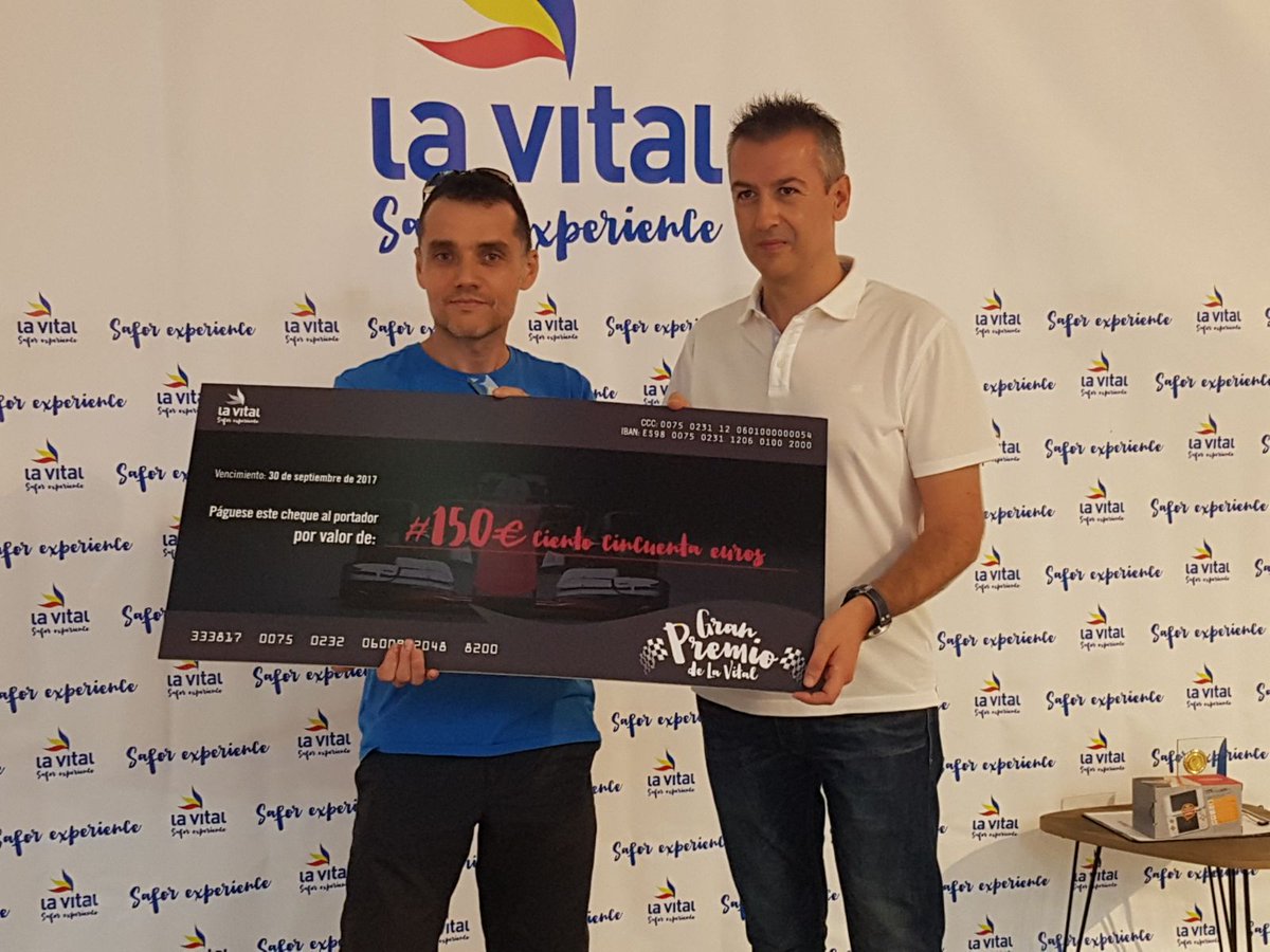 Team__CRT's tweet photo. Poco a poco vamos aprendiendo y la paciencia tiene recompensa @Mark_Mkoki se lleva el 1er premio d la categoría senior del GP de @LaVitalCC https://t.co/uQLyhBBwKF