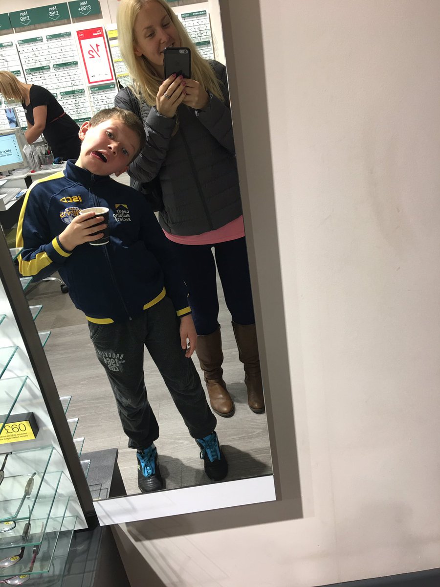 GracieVCO's tweet photo. Having to wait for the optom with this face-puller was far funnier than it should have been. #fullofcold #nosleep #fightingboy #lovehim ❤️ https://t.co/wQ8bqlBj8j