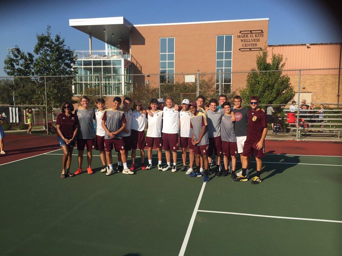 BrebeufSports's tweet photo. Congratulations to our @BJPSBoysTennis seniors on a fabulous career!!! https://t.co/0nYyLqM1BT