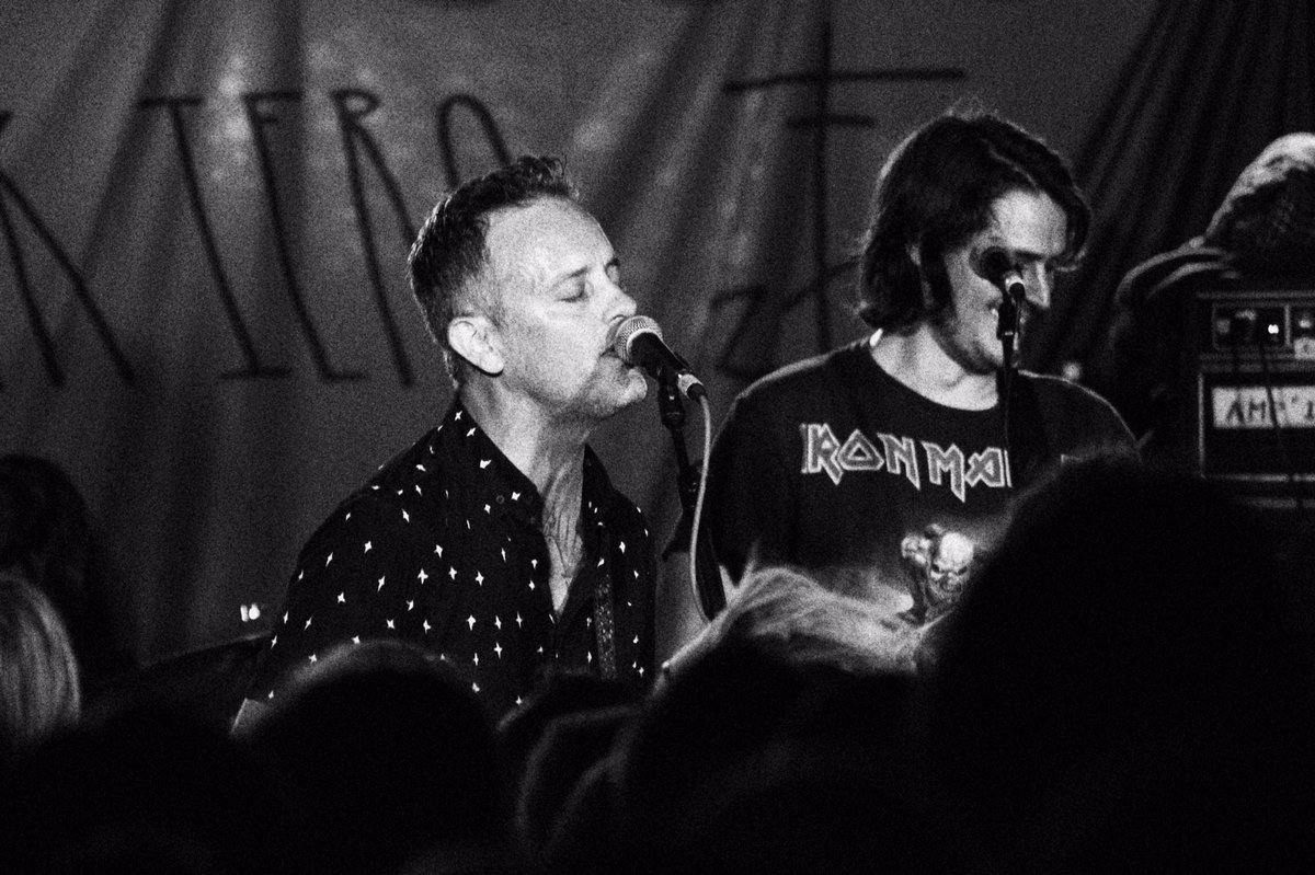very_dark_orca's tweet photo. @hausedave you guys were soooo good last night #davehouse https://t.co/QGlfLUAP89