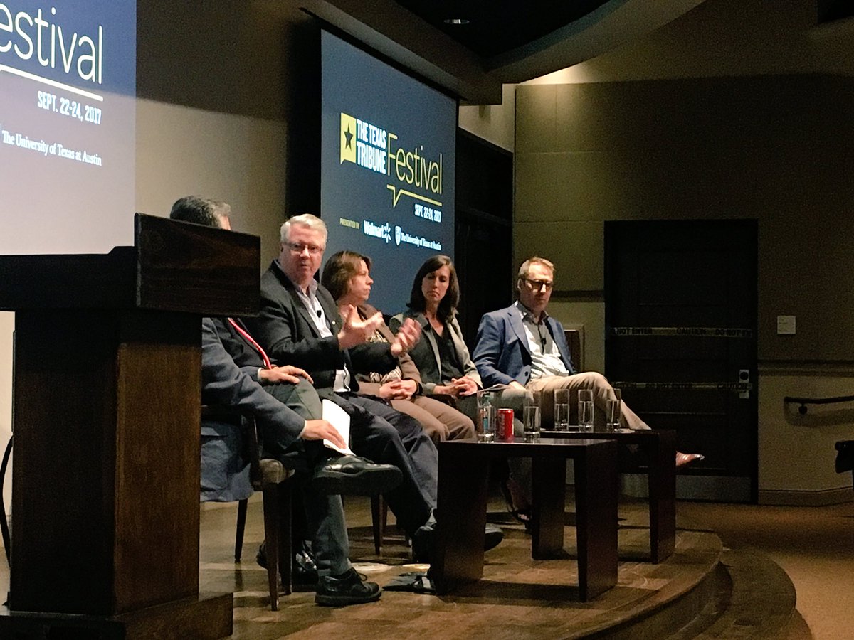 EvaMarieAyala's tweet photo. .@BobMooreNews talks about recently resigning from @elpasotimes to save $ for other jobs #TribFest17 #PressOn https://t.co/e0cI0HtP0D