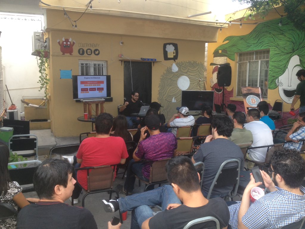 #EmberEngine con <a href="/esnilara/">esnilara</a> en el #DiaDeComunidades <a href="/codersmty_org/">Coders Monterrey</a>