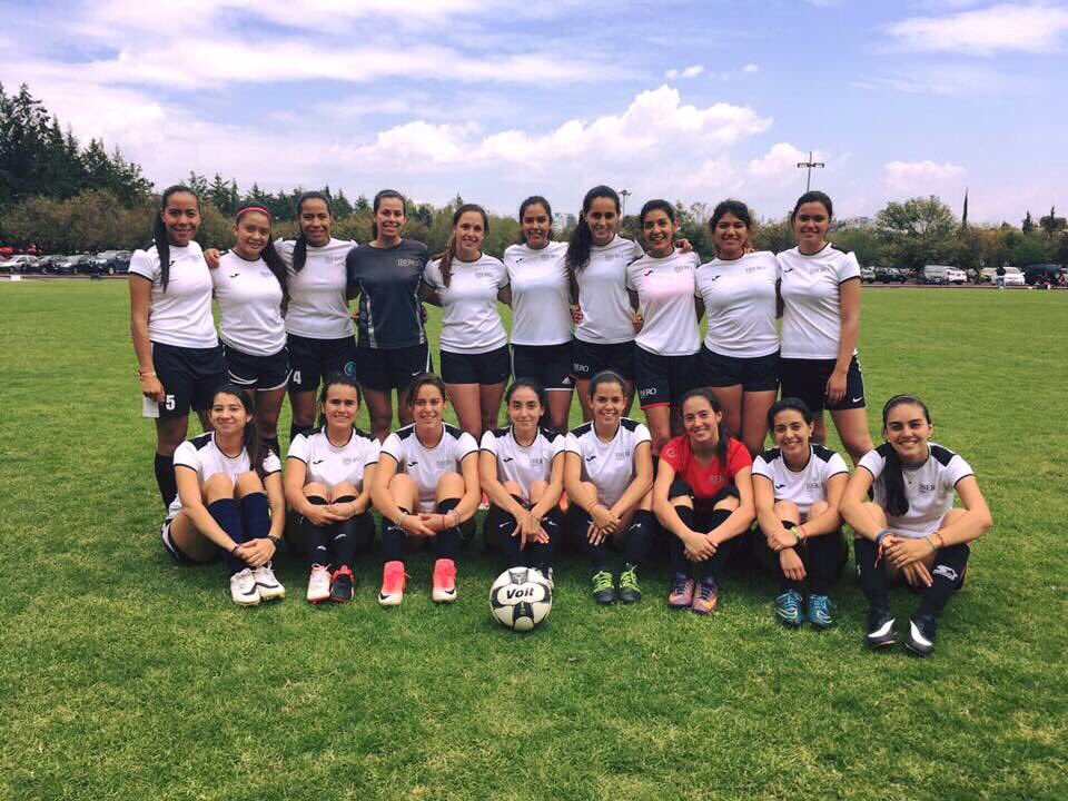 GabsLb's tweet photo. ⚽️❤️ https://t.co/0i7KWiV26R