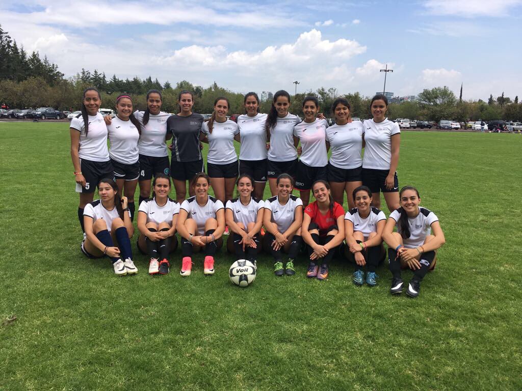 GabsLb's tweet photo. ⚽️❤️ https://t.co/0i7KWiV26R