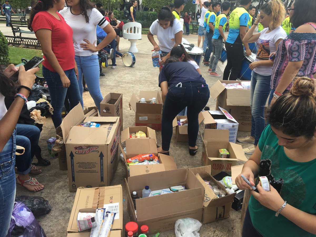 somos_castoras's tweet photo. GRACIAS a todos los que nos apoyaron el día de doy ❤️ #FUERZAMEXICO #FansClubsUnidosPorMéxico @CD9 https://t.co/OdhEa3DJpS