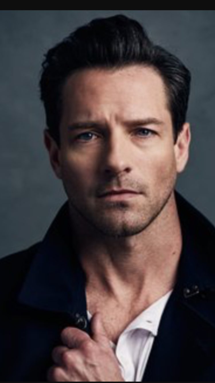 Happy birthday wishes to this wonderful man Ian Bohen and his wonderful 40 years today   