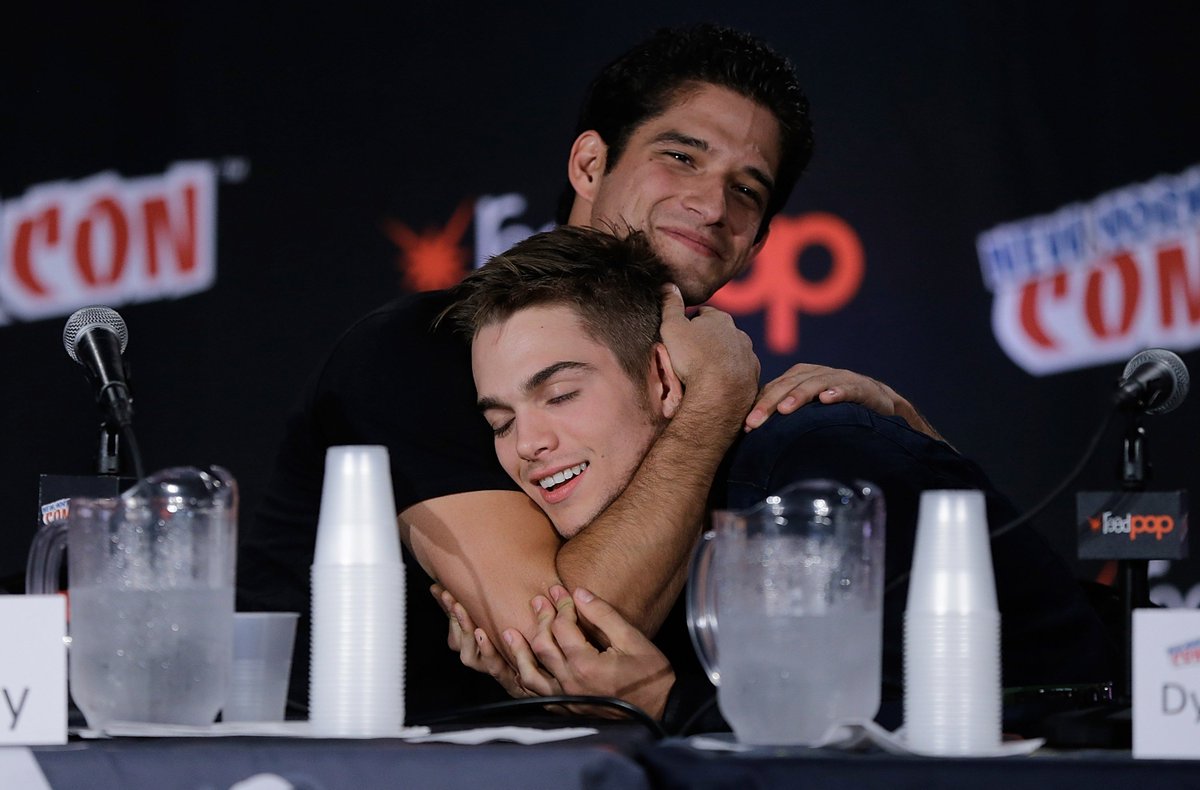 MTV's tweet photo. Alpha + beta forevaaaaa 💕 @tylergposey @DSprayberry https://t.co/SKaGnGfZNR