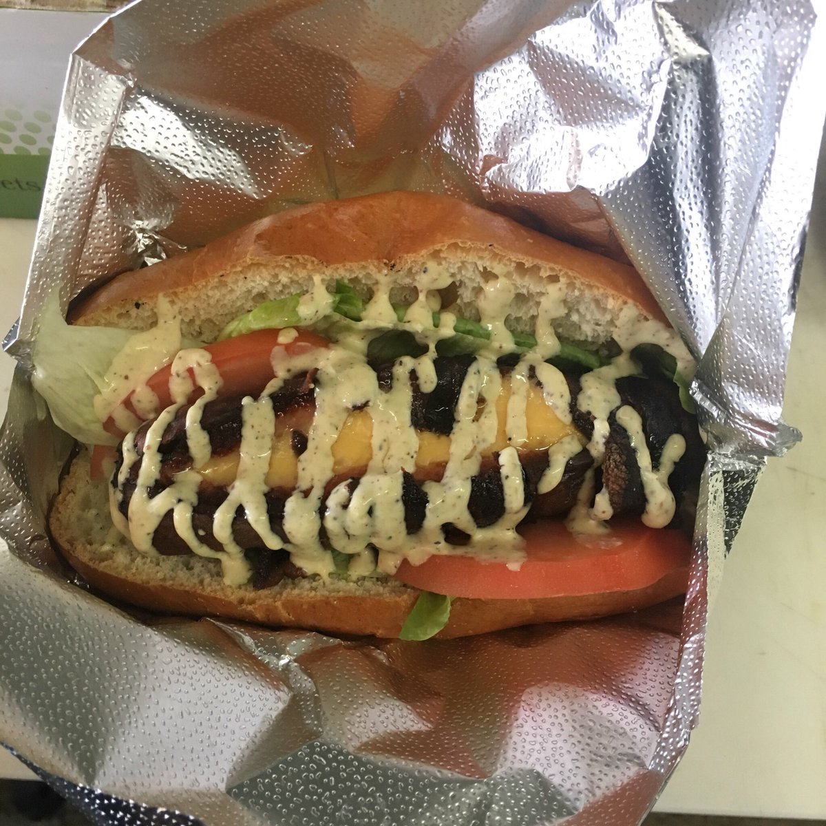 Stuggys's tweet photo. #BLT Cheese Dog
#Stuggys #Open till 3Am https://t.co/PJFa6sAcbn