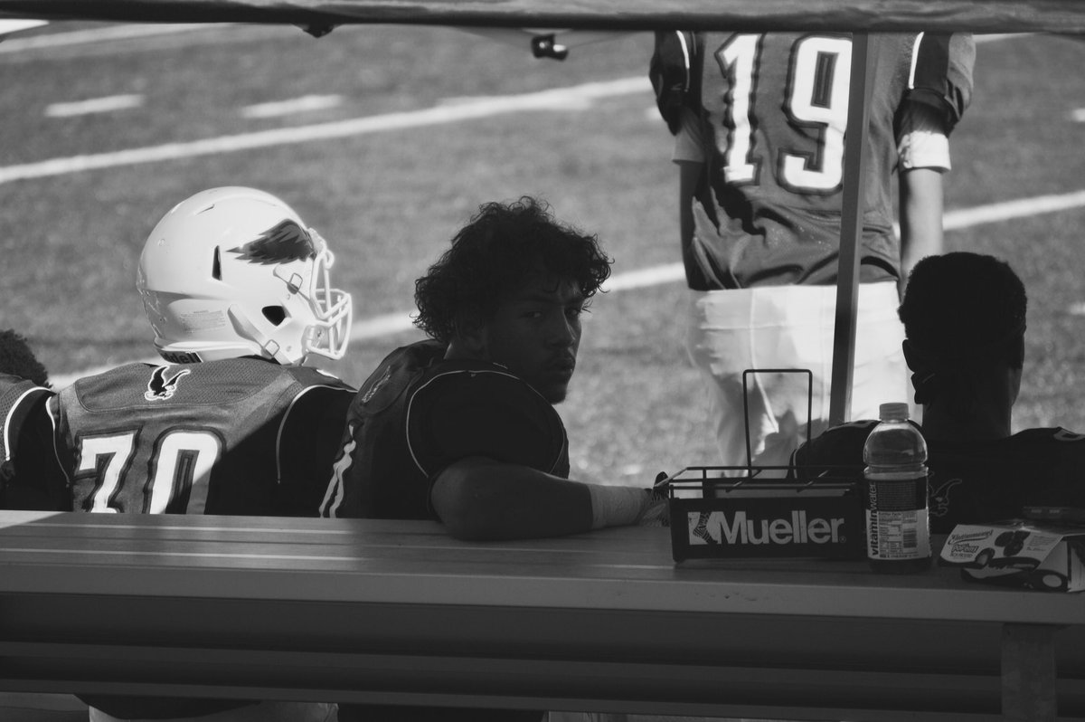 dawn_devine's tweet photo. A few pictures I to today at my brothers game. Check out some more on my Ig @breakofdawnphotography https://t.co/zElH0Z4rmX