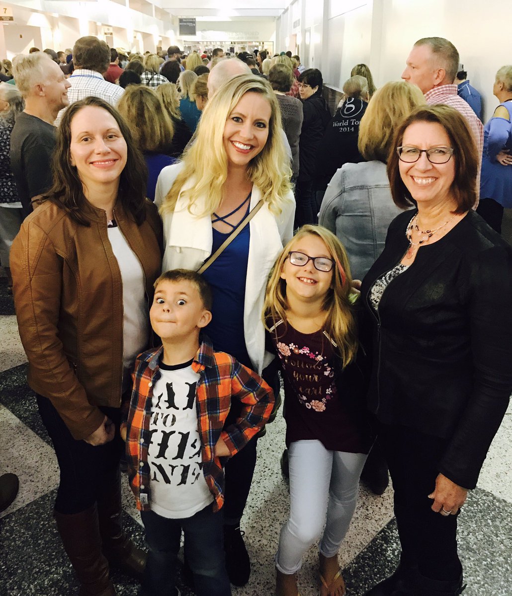 Three Generations of fans ready for tonight! #GarthInSiouxFalls <a href="/garthbrooks/">Garth Brooks</a>