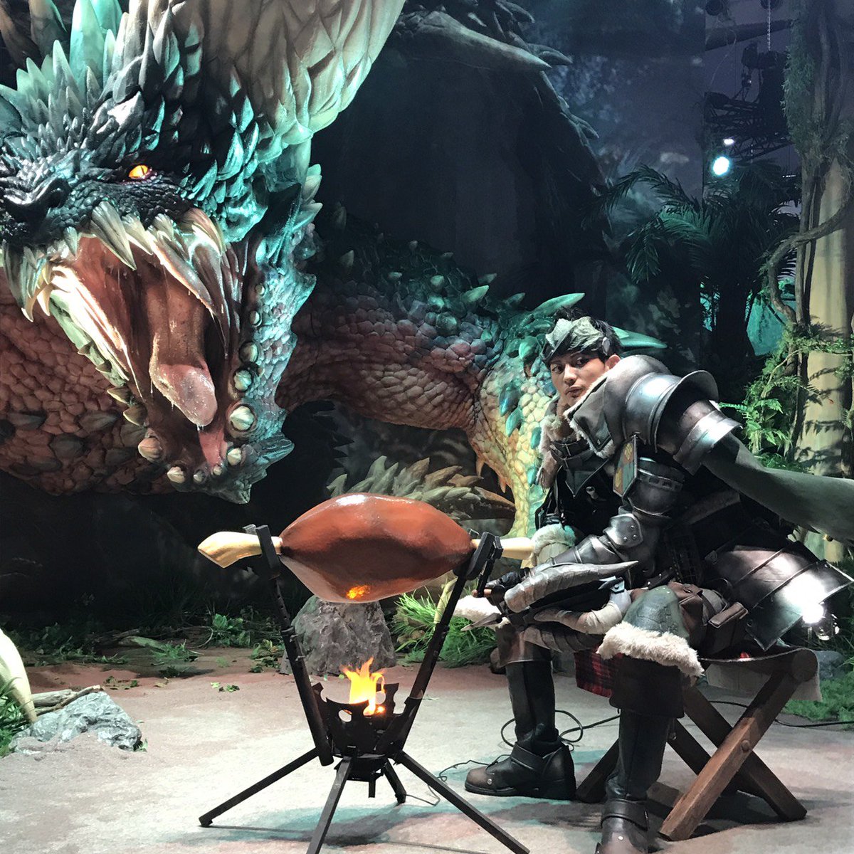 モンハン部 On Twitter 本日9月24日 日 東京ゲーム ショウ2017最終日 本日もカプコンブース内 モンハンワールド コーナーにぜひ足をお運びください 肉焼きはプレイステーション ブース ホール にございます Https T Co Volujq9q4p Tgs2017 カプコンtgs2017