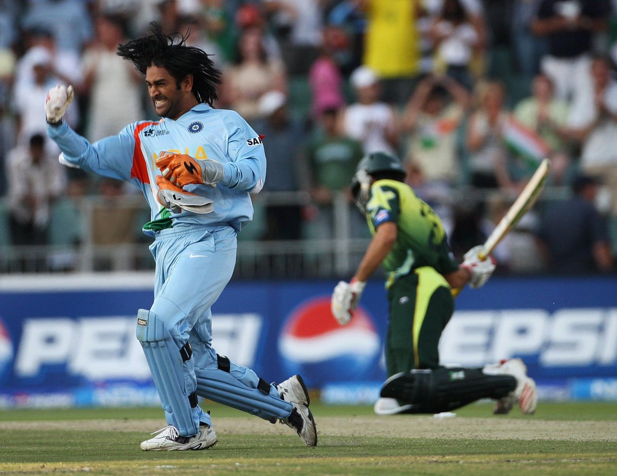 ICC's tweet photo. #OnThisDay (2007): India wins the inaugural World T20 by 5 runs over Pakistan in front of 32,217 fans in Johannesburg. https://t.co/cCOS7RRlO8