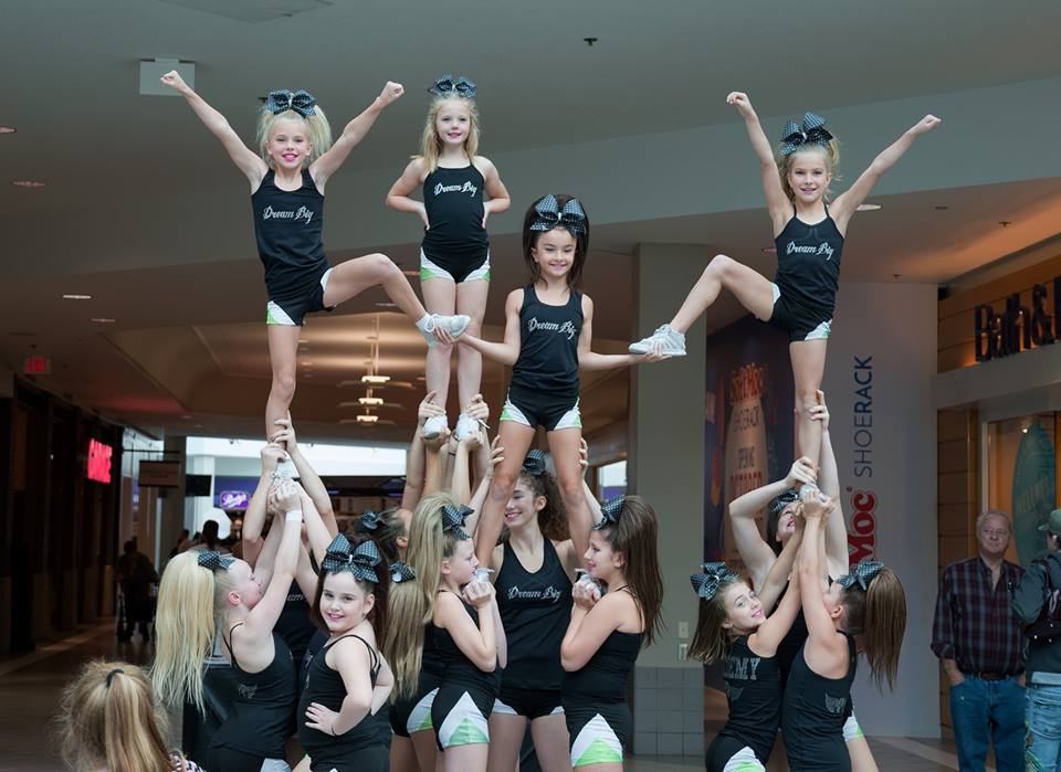 cheerthis's tweet image. Academy Angels performed at #beyougirl today! Honoured to be a part of this great event! #DreamBig #academyculture