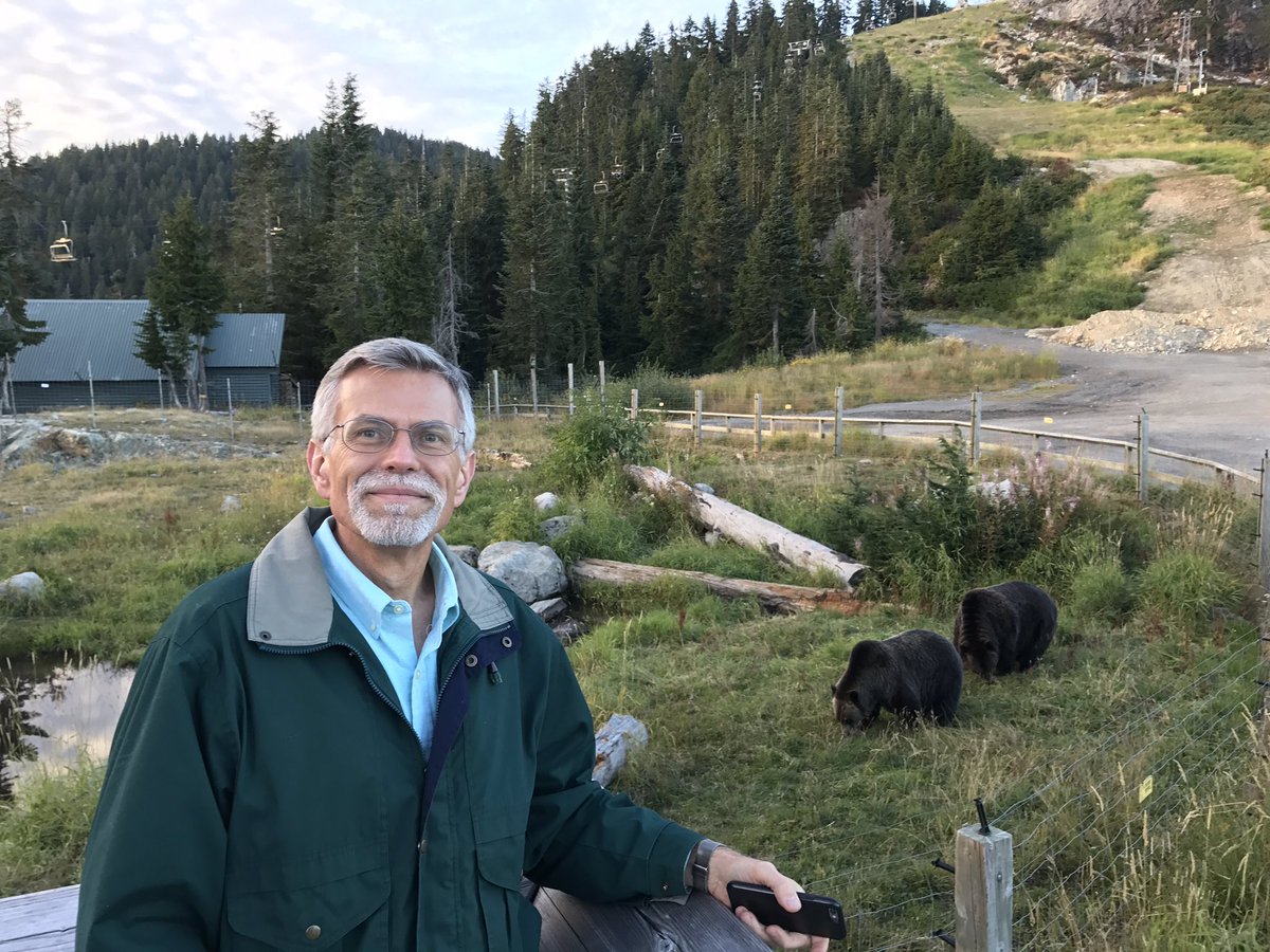 IROS2017's tweet photo. Steering committee dinner at Grouse Mountain. Hungry? https://t.co/phk2S5DW6I