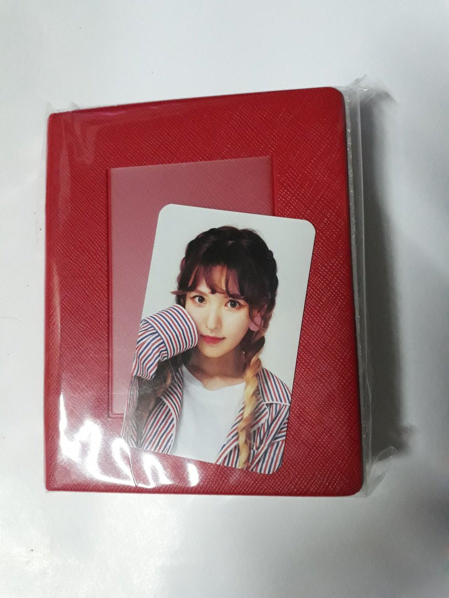 fnlee11's tweet photo. ขายการ์ดไอรีนบั้มผลไม้ 330 รวมส่ง 
การ์ดหน้าคอนเวนดี้ 350 รวมส่งค่ะ
#ตลาดนัดรวว https://t.co/mCliqp9tEv