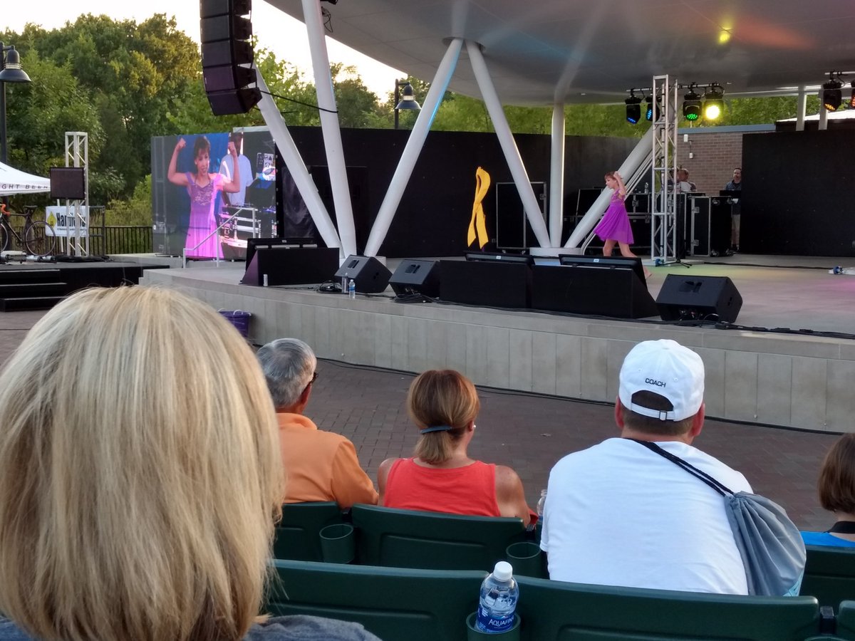 clarebawlzdad's tweet photo. Elizabeth's dance performance at #PTCLive... so brave and beautiful. Standing ovation this evening. Wow! @pedalthecause @LauraKHettiger https://t.co/iBnFvFeKVs