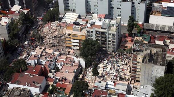 Norbertoimagen's tweet photo. En México no hay un registro oficial de desaparecidos durante el terremoto, se cree que siento 56 personas siguen sin aparecer. https://t.co/SKGh0L5YWx