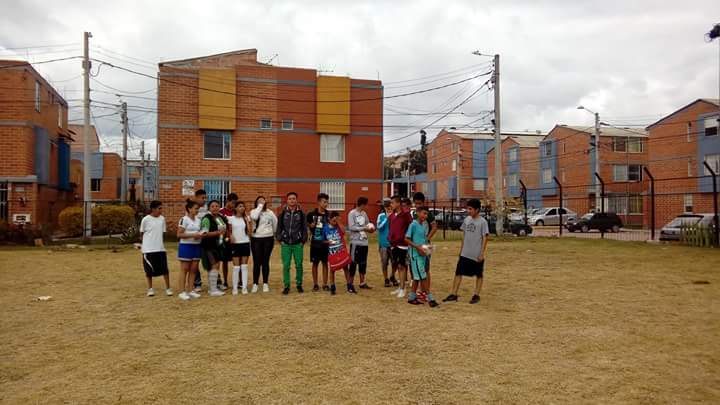 Paz_Beca's tweet photo. Queremos #Figuras que sean emprendedores(as) innovadores(as) siendo niños, niñas y adolescentes. Víctimas que se convierten en Figuras https://t.co/RZE06nS4be