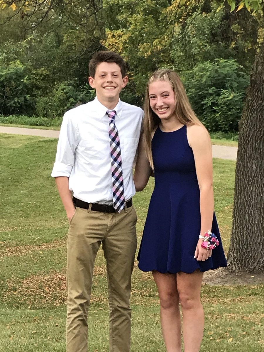 Can 9th Graders Go To Homecoming