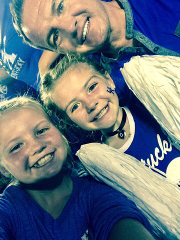 TTOP69's tweet image. Go Cats!!  #UFvsUK