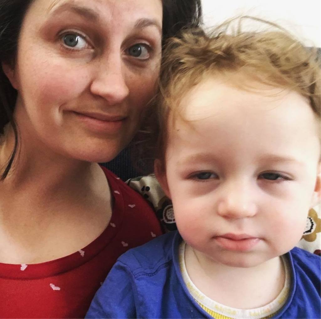 marybolling's tweet photo. So thrilled for selfies π#bonaventure #mamababyselfie #sotired #nevergoingtosleep #why https://t.co/aRTORy8v9m https://t.co/g6iSnQ2dtR