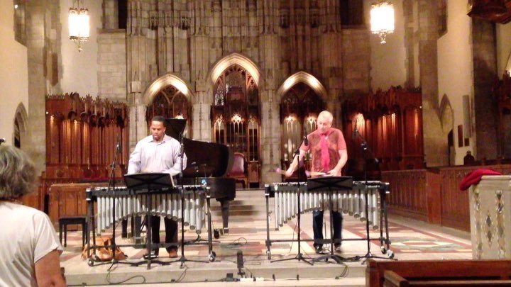 Rockefeller_Chi's tweet photo. See this fantastic duo at 11 pm! Joe Locke and Warren Wolfe! Not to miss at Rockefeller Chapel! #uchicago #rockefe… https://t.co/AzVdVbpdH3 https://t.co/LlFfsUZVCc