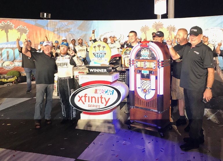 XfinityRacing's tweet photo. RT for your chance to WIN a signed #XFINITYSeries @TylerReddick hat! #VLSweepstakes Ends 11:59pmET 9/24 Rules https://t.co/0gZwczoyW9 https://t.co/WQKsgGkVf1