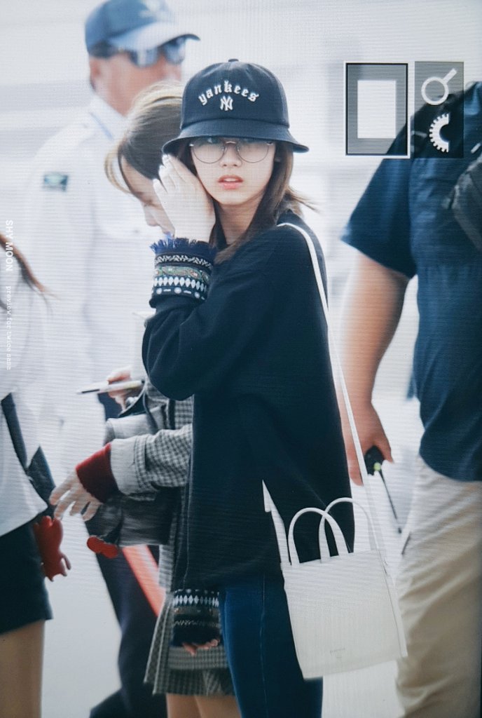 shy_dal's tweet photo. 170924 인천공항 출국 preview 4p

모기 조심하세요

#TWICE #트와이스 #사나 #SANA #サナ https://t.co/eL6L1i38pR