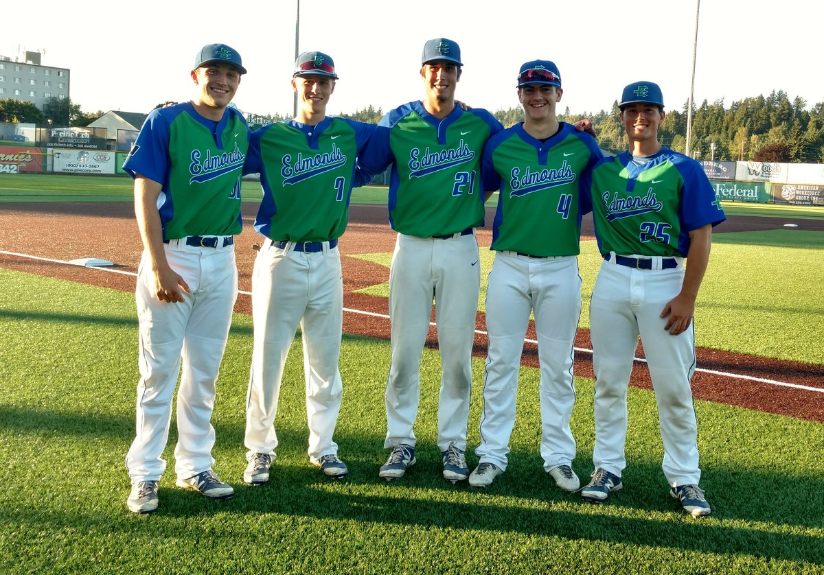 Edmonds College Baseball tweet media