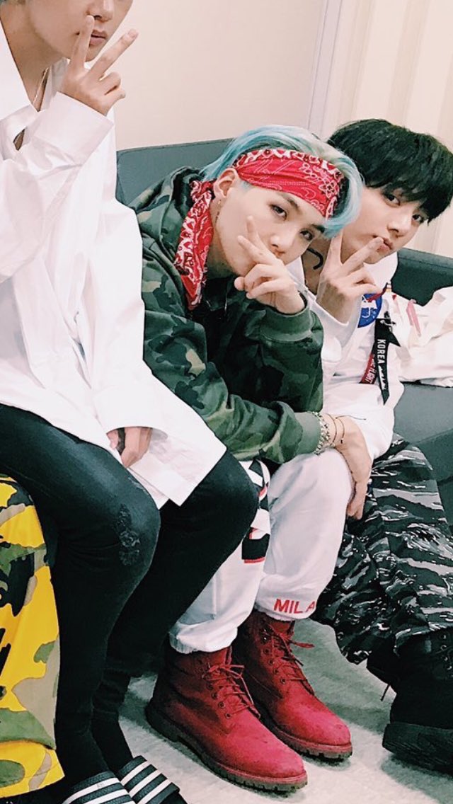 93MIDASYG's tweet photo. we love Agust D https://t.co/RBX8KHAeRC