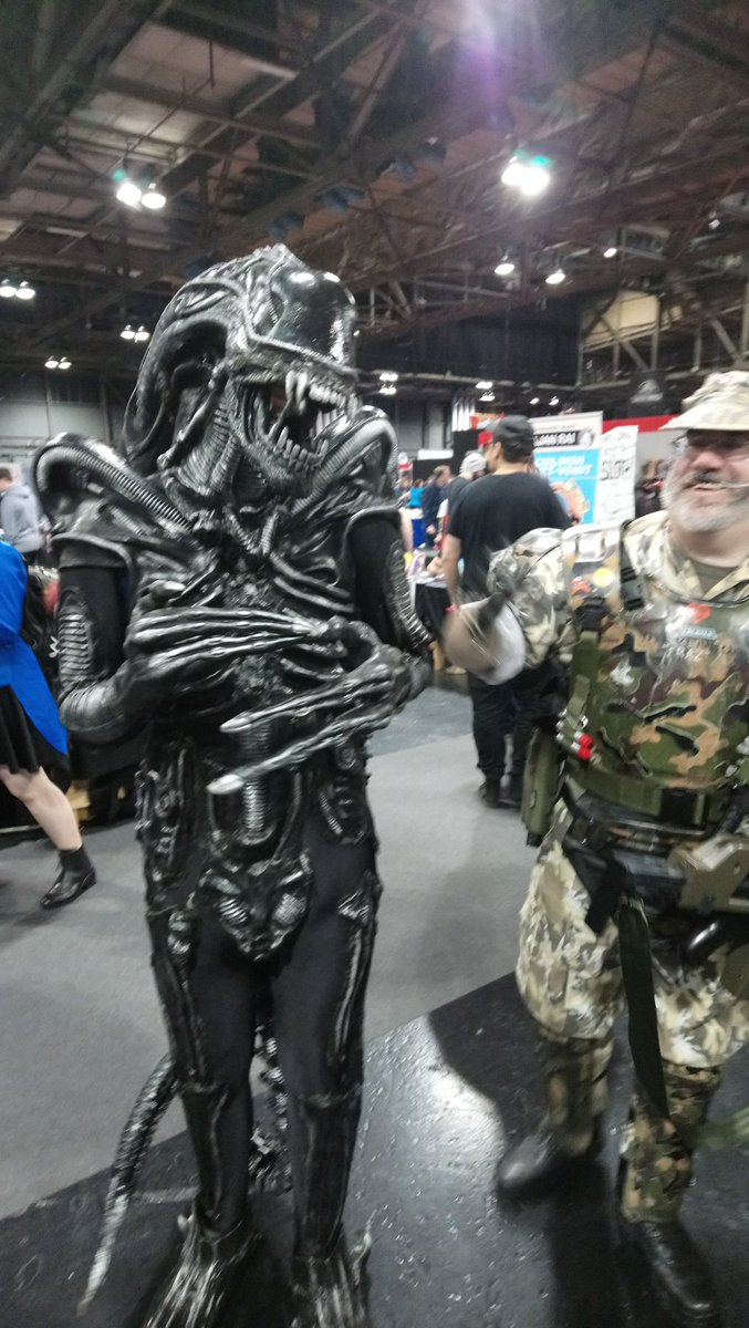 kmoz83's tweet image. Who knew Alien was ticklish 😁 @MCMComicCon #mcmGLA17