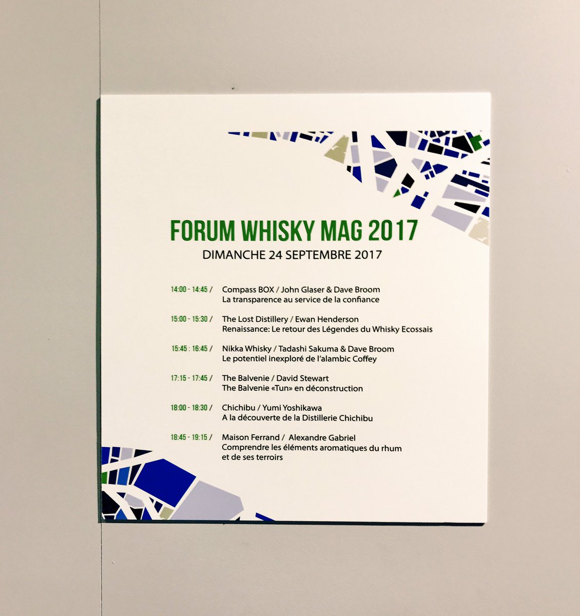WhiskyLiveParis's tweet photo. Un beau programme en perspective pour cette 2ème journée ! #wlp2017 #forumwhiskymag #whiskyliveparis #masterclass https://t.co/Q3uakjQJAJ