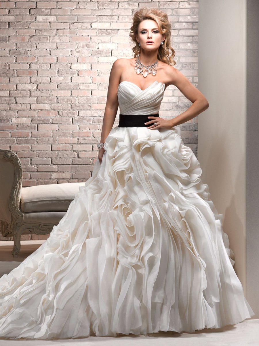99 #dresses at a spectacular bonanza price of only £99!  This Fri 29th-Mon 2nd Oct.  Call 01295 254621 for an appointment #Weddings #Banbury