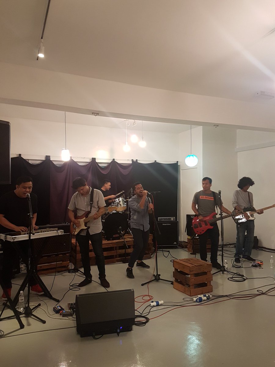 protocolafro's tweet image. Thank you every much to everyone who came to the gig at Cyberjaya, Malaysia last night! Super fun intimate gig 💪💪💪