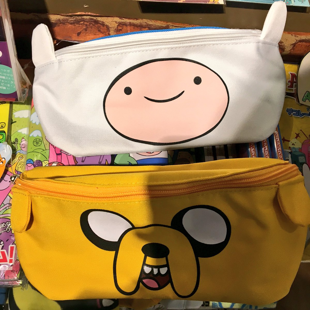 ヴィレッジヴァンガード 福岡パルコ Atグッズたくさんあるよ アドベンチャータイムのぷくぷくシールやボディバッグ リュックなど新商品増えてます ᴥ ʋ リュックは側面にジェイクがいるよ アドベンチャータイム 福岡パルコ ヴィレッジヴァンガード 福岡パルコ Atグッズたくさんあるよ アドベンチャータイムのぷくぷくシールやボディバッグ リュックなど新商品増えてます ᴥ ʋ リュックは側面にジェイクがいるよ アドベンチャータイム 福岡パルコ