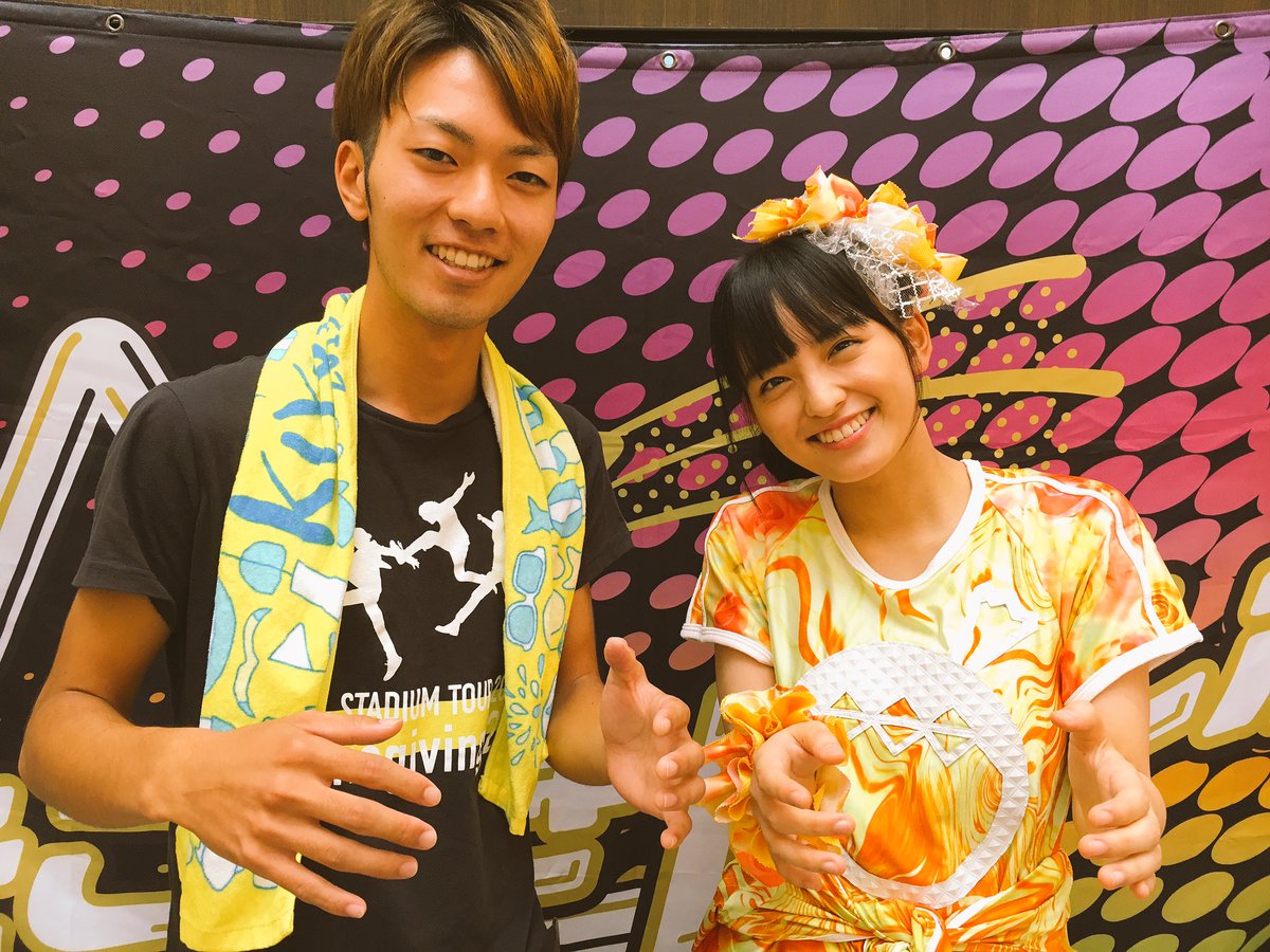 やす 指定2s さきてぃ チャランポランタンの小春さんが僕の大好きなmr Childrenのサポートメンバーに入り たこ虹 の新曲なれたらなぁを作詞作曲したのでミスチルのライブtシャツにたこ虹のタオルで小春さんのアコーディオンのマネをしました さき やす 指定2s さきてぃ チャランポランタンの小春さんが僕の大好きなmr Childrenのサポートメンバーに入り たこ虹 の新曲なれたらなぁを作詞作曲したのでミスチルのライブtシャツにたこ虹のタオルで小春さんのアコーディオンのマネをしました さき